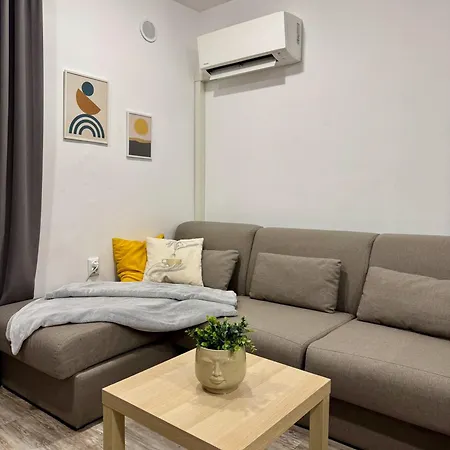 Cozy Place Апартамент Варна
