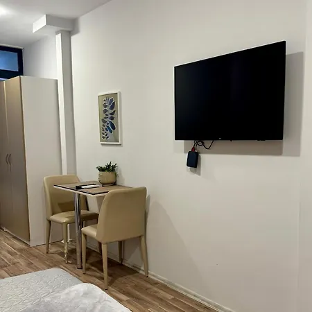 Апартамент Cozy Place *