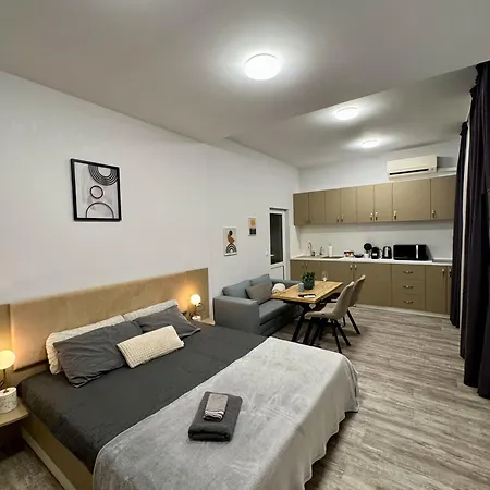 Cozy Place Апартаменти *